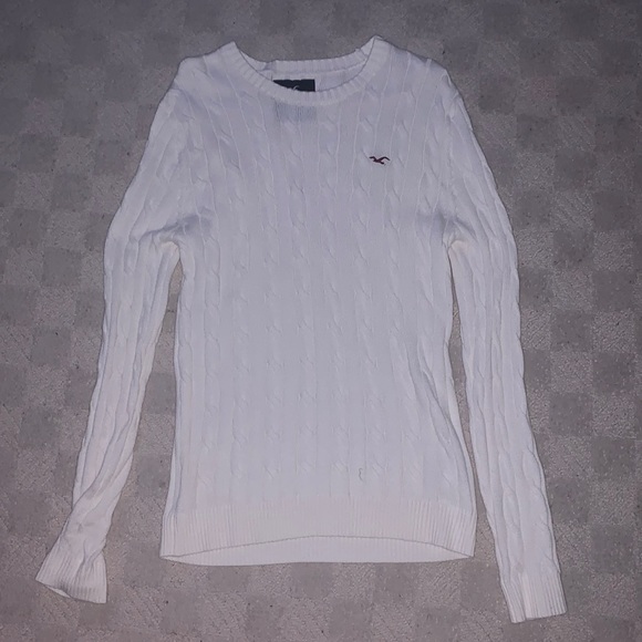 Hollister Sweater - Picture 1 of 3